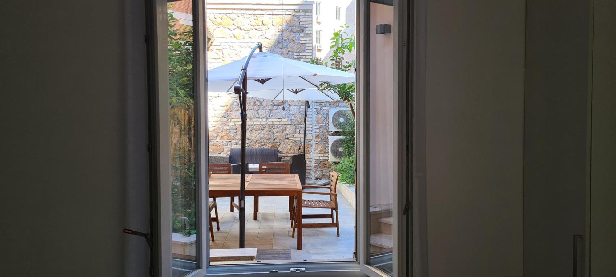 Appartement Trastevere Incantevole Con Patio Esterno Privato Rome